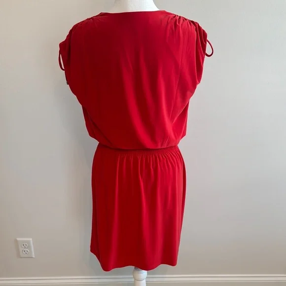 White House Black Market Red Sleeveless V-Neck Mini Dress - Picture 4 of 9